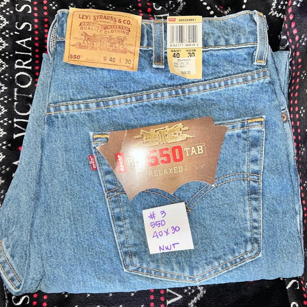 Levi’s 550 Men’s NWT 40x30, relaxed fit